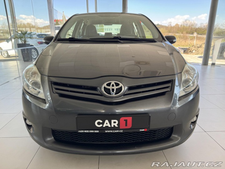 Toyota Auris 1,3VVT-i*PDC*PlnýServis*Č 2010