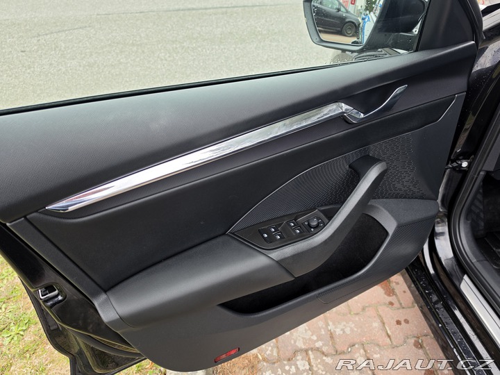 Škoda Octavia IV STYLE 1.5 TSI DSG- 2023