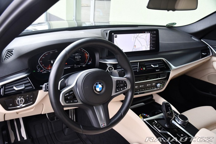 BMW 5 520i M-SPORT 1M ČR REZERV 2023