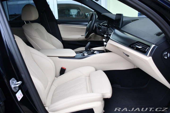 BMW 5 520i M-SPORT 1M ČR REZERV 2023