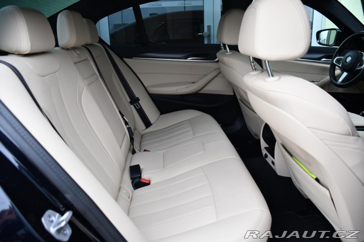BMW 5 520i M-SPORT 1M ČR REZERV 2023