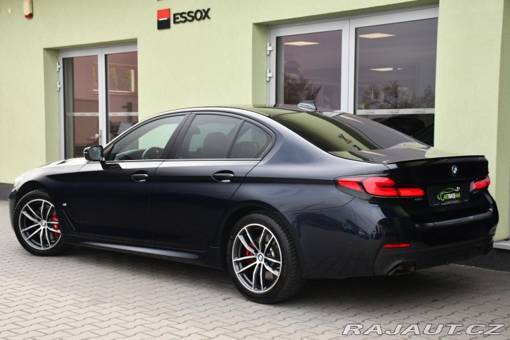 BMW 5 520i M-SPORT 1M ČR REZERV 2023