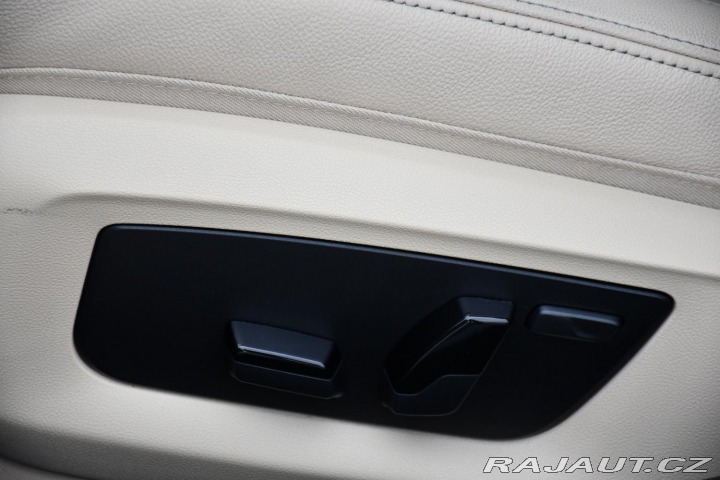 BMW 5 520i M-SPORT 1M ČR REZERV 2023