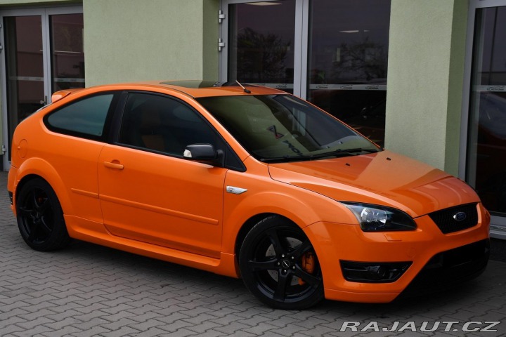 Ford Focus 2.5 ST REMUS RECARO VYHŘ. 2006