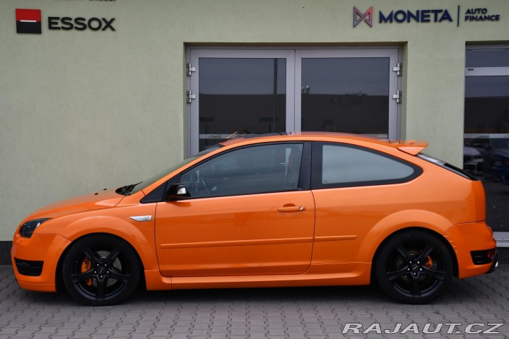 Ford Focus 2.5 ST REMUS RECARO VYHŘ. 2006