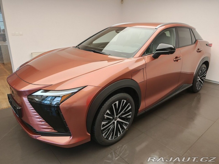Lexus Ostatní modely 500e Prestige 1800