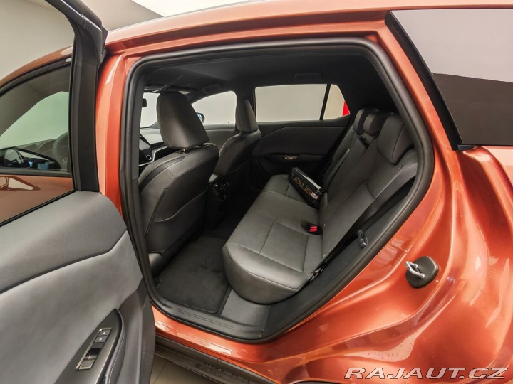 Lexus Ostatní modely 500e Prestige 1800