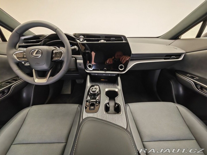 Lexus Ostatní modely 500e Prestige 1800
