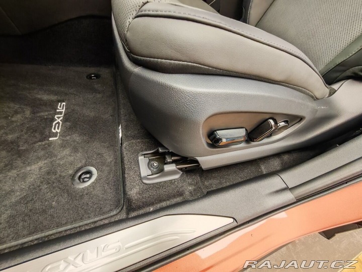 Lexus Ostatní modely 500e Prestige 1800