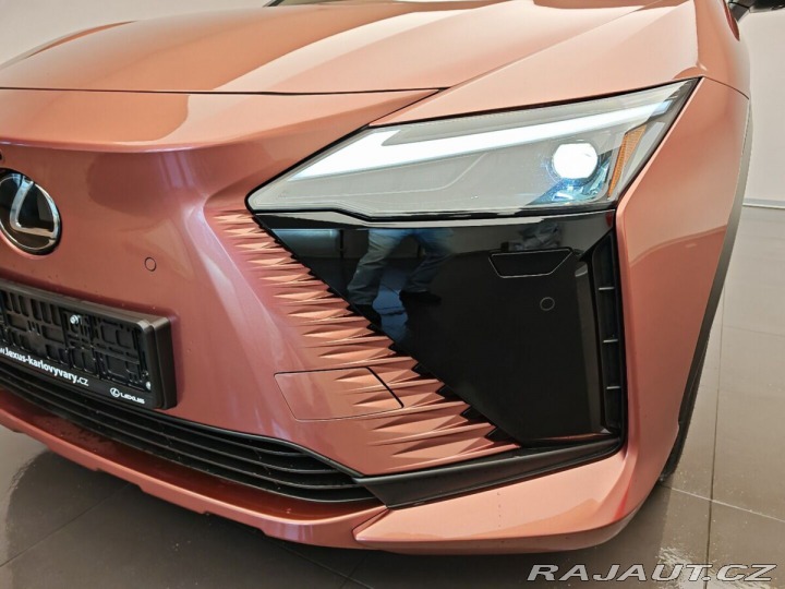 Lexus Ostatní modely 500e Prestige 1800