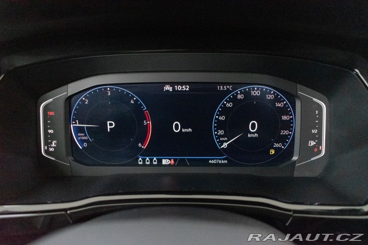 Volkswagen Touran 2.0 TDI DSG*TAŽNÉ*DPH*ČR 2023