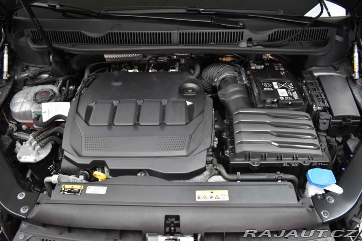 Volkswagen Touran 2.0 TDI DSG*TAŽNÉ*DPH*ČR 2023