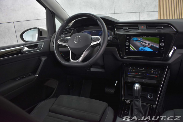 Volkswagen Touran 2.0 TDI DSG*REZERVACE* 2023