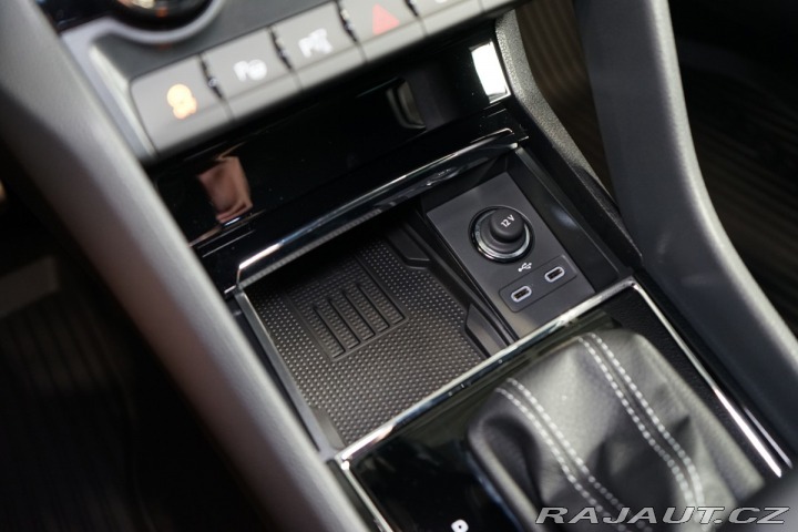 Škoda Karoq 1.5 TSI*SPORTLINE*ACC*CAN 2025