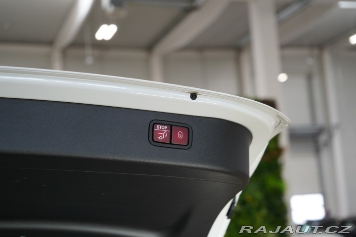 Mercedes-Benz C 43 AMG*4M*HUD*PANO*TAŽNÉ* 2023