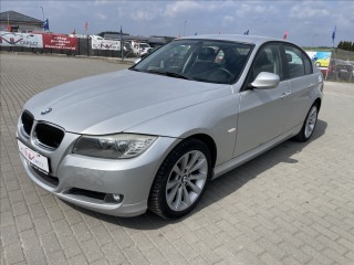 BMW 3 2,0 318d Automat, bez kor