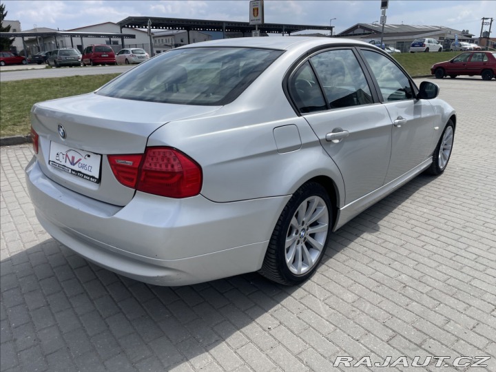 BMW 3 2,0 318d Automat, bez kor 2011