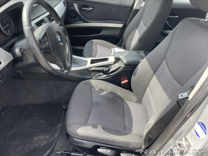 BMW 3 2,0 318d Automat, bez kor 2011