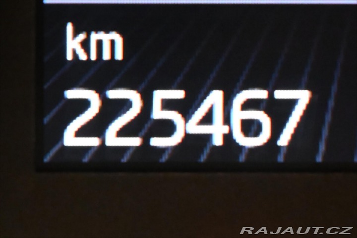 Škoda Superb 1,6 TDI 88kW Ambition Zár 2016