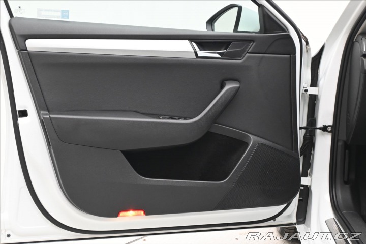 Škoda Superb 1,6 TDI 88kW Ambition Zár 2016