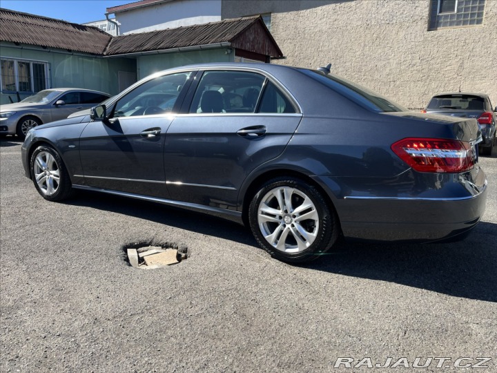 Mercedes-Benz E 2,1 CDi 100kW AVANTGARDE 2011