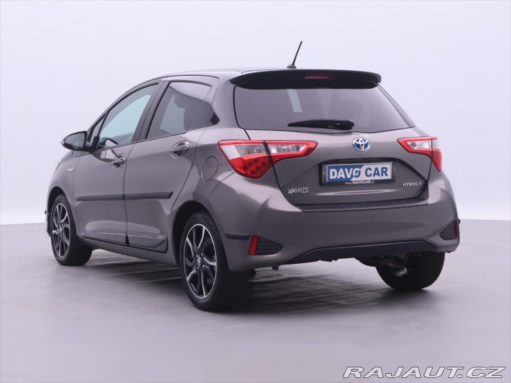 Toyota Yaris 1,5 Hybrid Automat CZ 1.M 2017