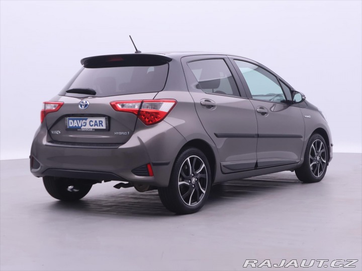Toyota Yaris 1,5 Hybrid Automat CZ 1.M 2017
