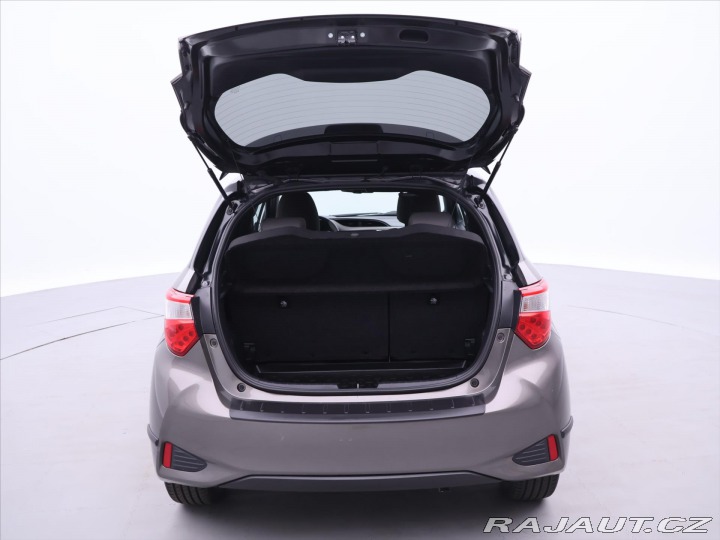 Toyota Yaris 1,5 Hybrid Automat CZ 1.M 2017