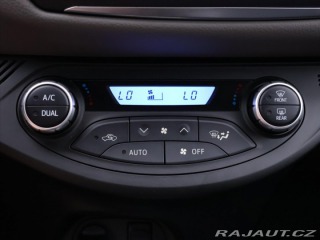 Toyota Yaris 1,5 Hybrid Automat CZ 1.M 2017