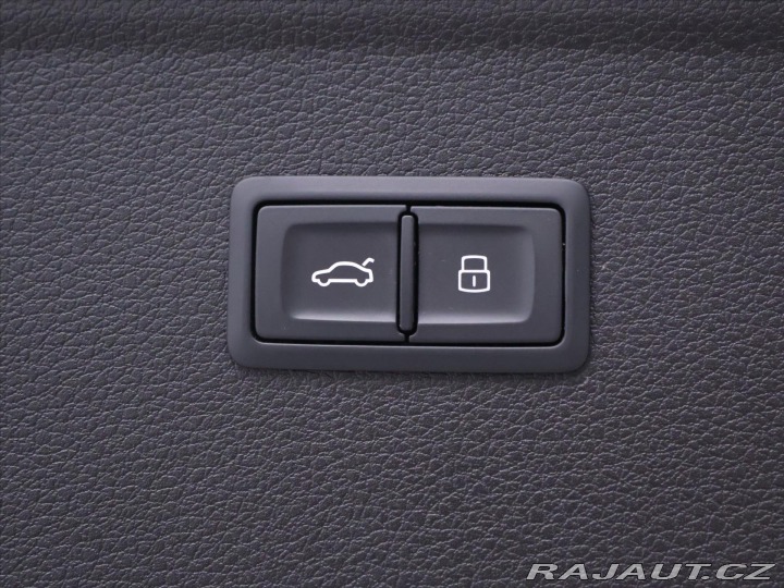 Audi Q5 2,0 TDI quattro S tronic 2022