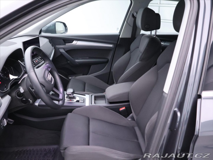 Audi Q5 2,0 TDI quattro S tronic 2022