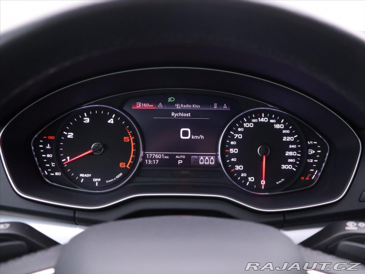 Audi Q5 2,0 TDI quattro S tronic 2022