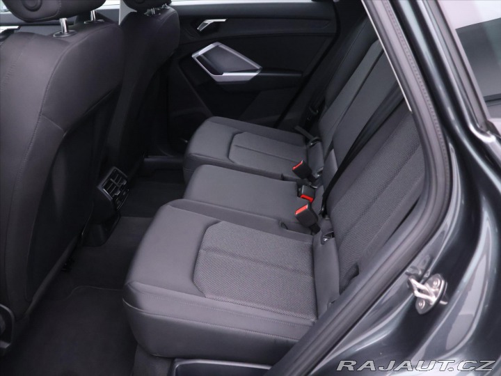 Audi Q3 1,5 35 TFSI S tronic S li 2024