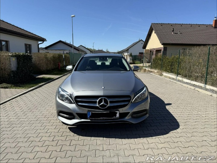 Mercedes-Benz Ostatní modely 2,2 W205 220 CDI 125KW 2015
