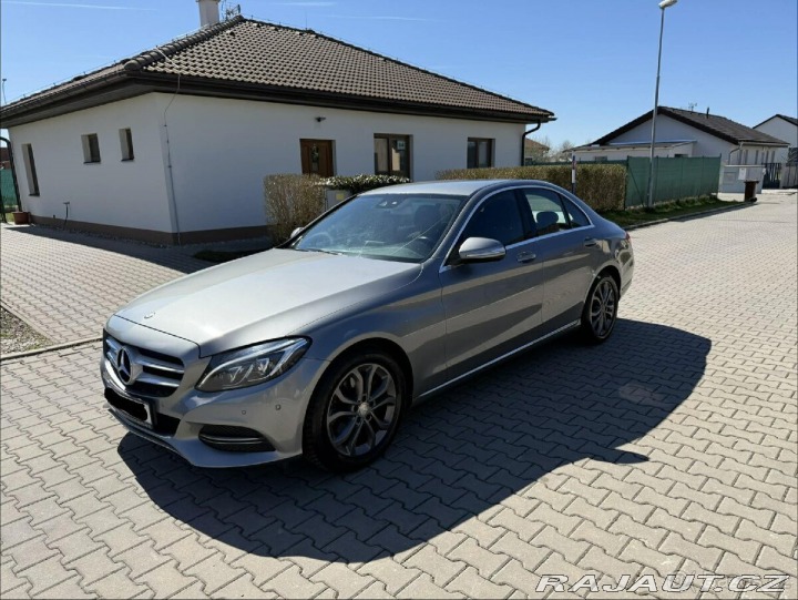 Mercedes-Benz Ostatní modely 2,2 W205 220 CDI 125KW 2015