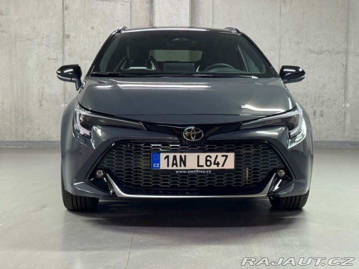 Toyota Corolla GR SPORT 1.8 Hybrid e-CV 2026