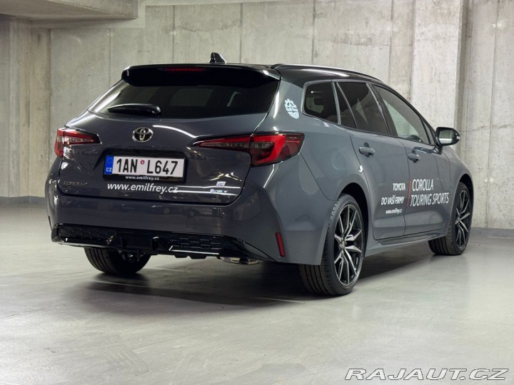 Toyota Corolla GR SPORT 1.8 Hybrid e-CV 2026
