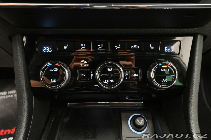 Škoda Superb 1,4 TSI iV 160 kW DSG Sty 2020