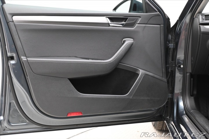 Škoda Superb 1,4 TSI iV 160 kW DSG Sty 2020