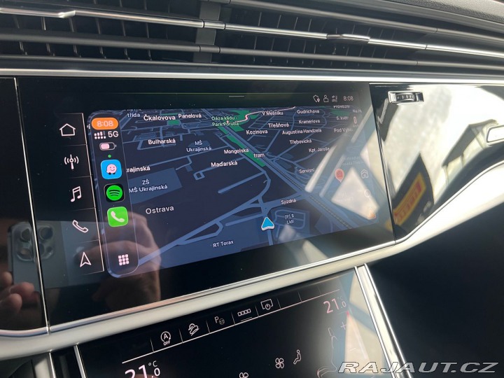 Audi Q8 S-line  210kW Webasto Zár 2023