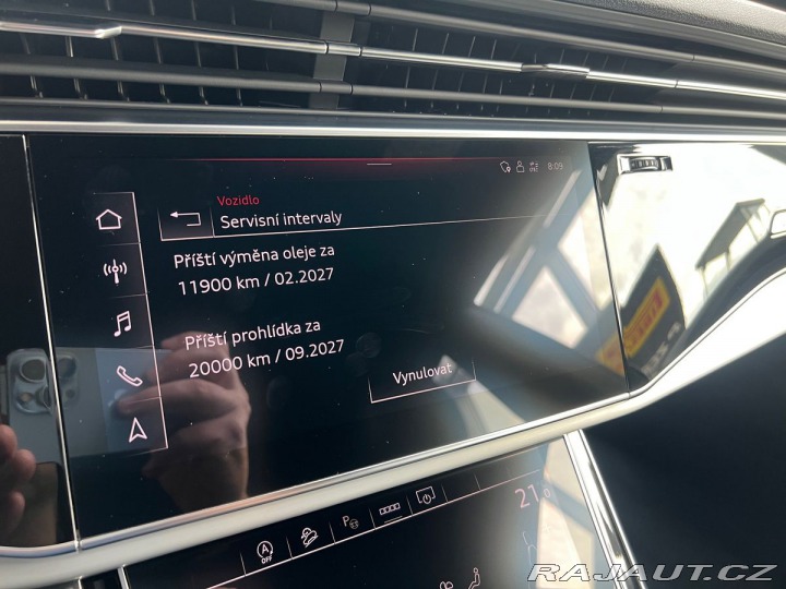 Audi Q8 S-line  210kW Webasto Zár 2023