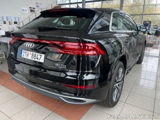 Audi Q8 S-line 210kW Webasto Zár 2023