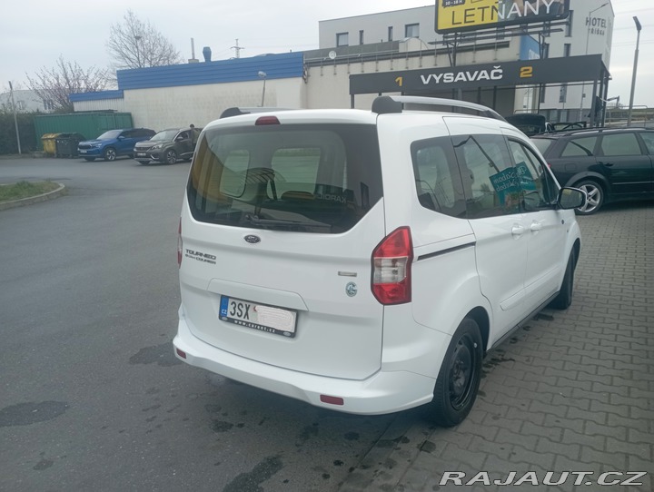 Ford Tourneo Courier  2017