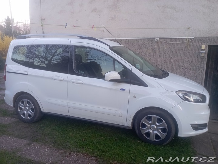 Ford Tourneo Courier  2017