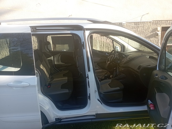 Ford Tourneo Courier  2017