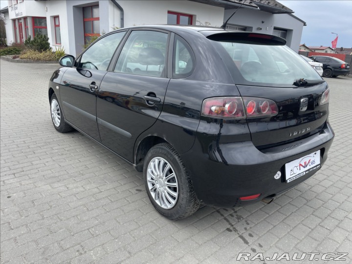 Seat Ibiza 1,6 i 77kw Klimatronic, b 2008