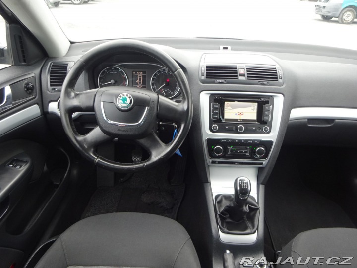 Škoda Octavia 1.2TSI 77kW NAVI TAŽNÉ SE 2011