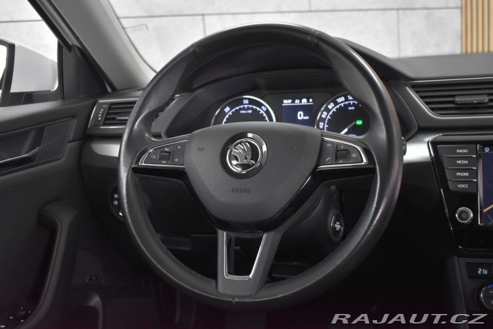 Škoda Superb 2.0 TDI DSG*TAŽNÉ*2xPNEU* 2017