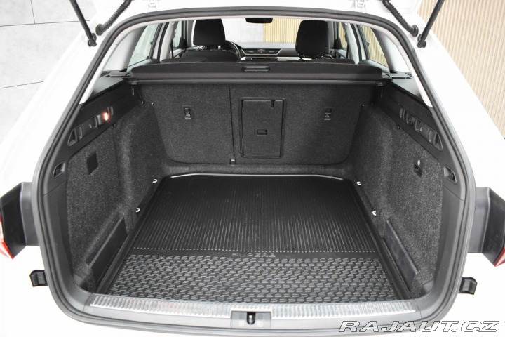 Škoda Superb 2.0 TDI DSG*TAŽNÉ*2xPNEU* 2017