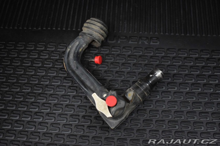 Škoda Superb 2.0 TDI DSG*TAŽNÉ*2xPNEU* 2017